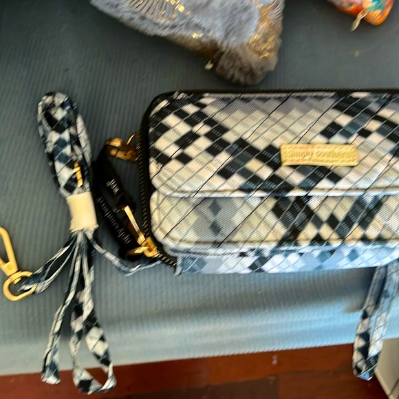 GUC Simply Southern Wristlet/Plaid Design-Large Enough to Hold Everything! - Picture 2 of 12
